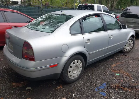 2001 Volkswagen Passat Gls from USA, damaged, VIN WVWPD63B61P266215